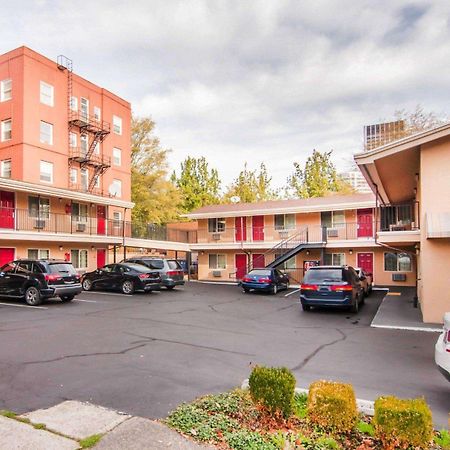 Econo Lodge City Center Portland Eksteriør bilde